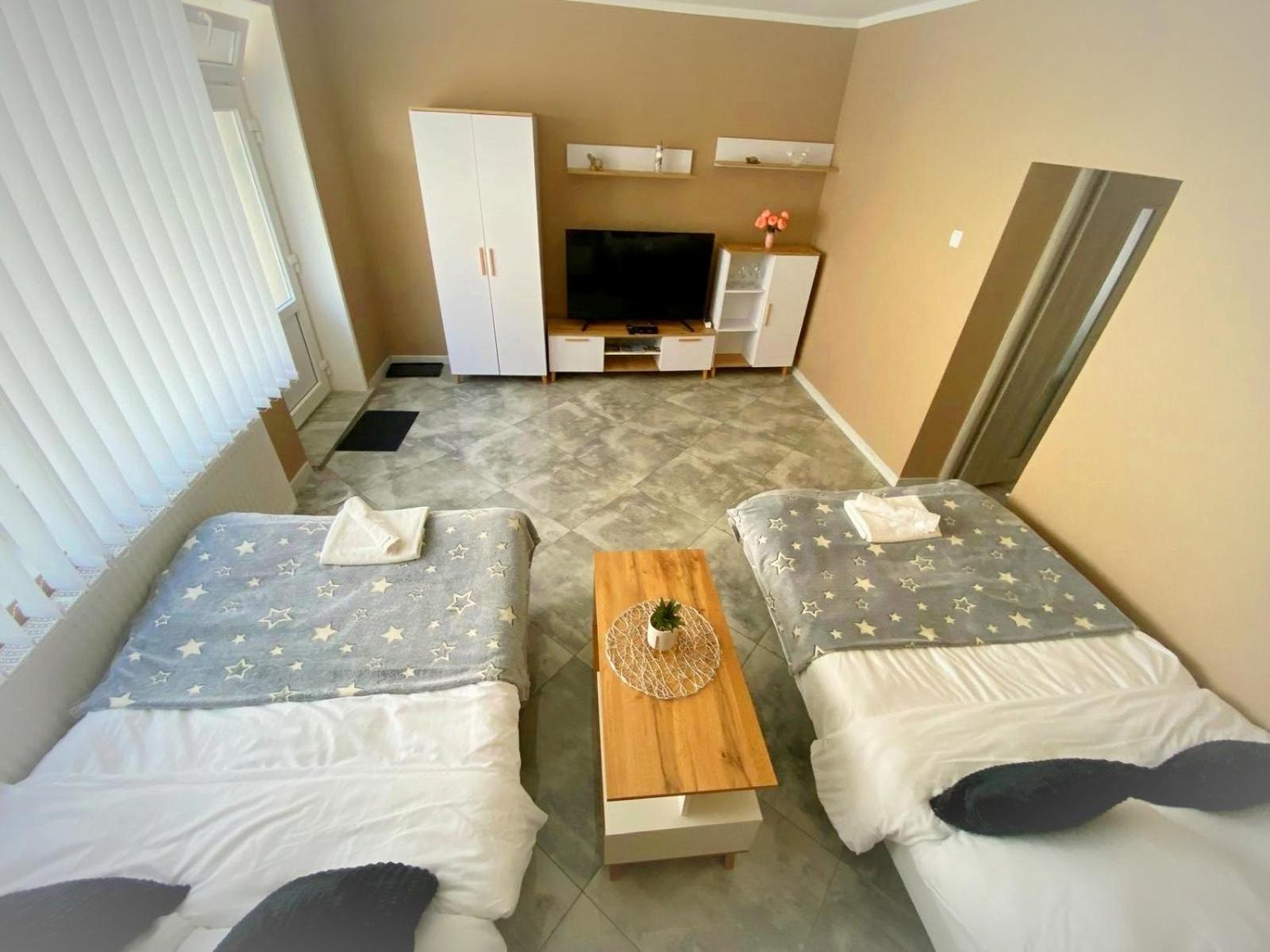 Ferienwohnung In Parknaehe バート・ムスカウ エクステリア 写真